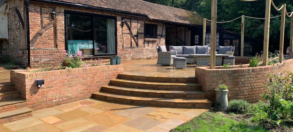 Patio, Fence and Brick Planters Finchampstead